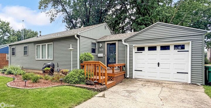 Property Photo:  509 7th Street SW  IA 50441 