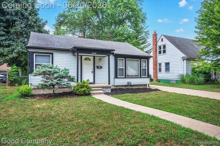 Property Photo:  23201 Manistee Street  MI 48237 2295 