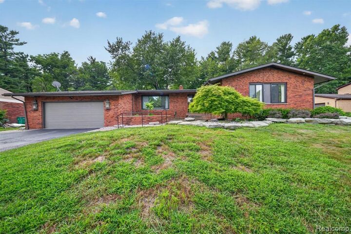 Property Photo: 5730 Pine View Drive MI 48197 8983