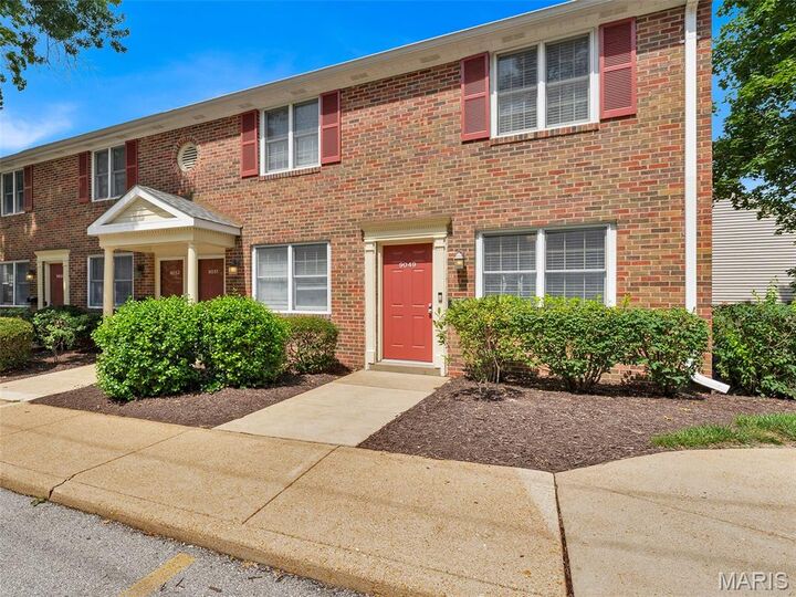 Property Photo: 9049 W Swan Circle MO 63144