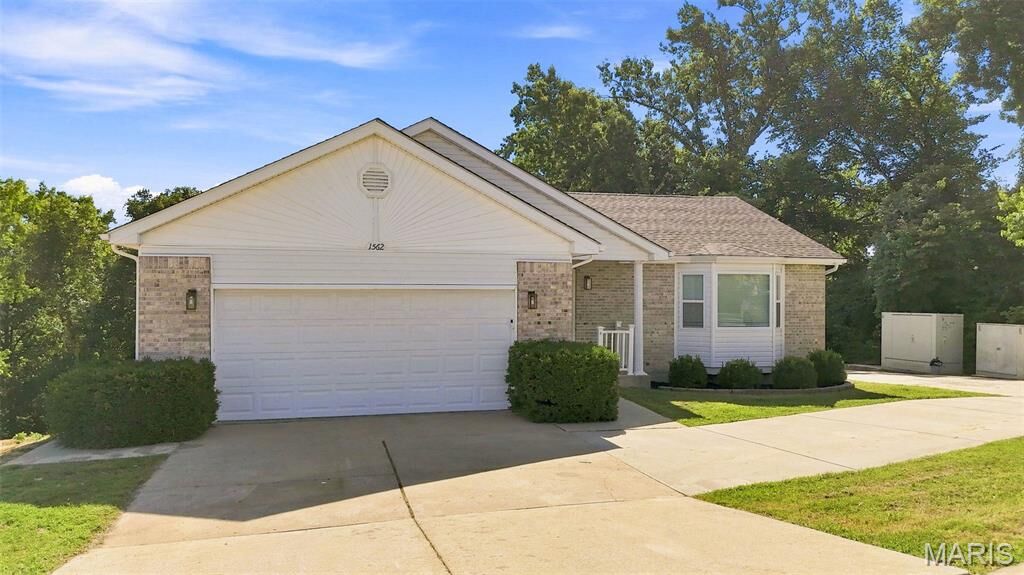 Property Photo: 1562 Scenic Drive MO 63048