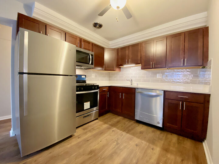 Property Photo:  317 S Plum Grove Road 2  IL 60067 