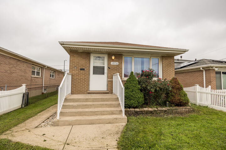 Property Photo: 12716 S Saginaw Avenue IL 60633