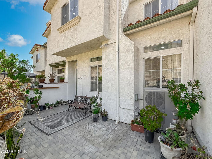 Property Photo:  391 Westlake Vista Lane  CA 91362 