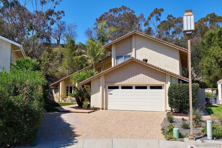 Property Photo: 10266 Vista Valle Ct. CA 92131