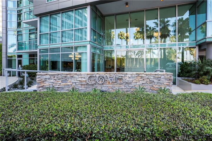 Property Photo:  13650 Marina Pointe Drive 609  CA 90292 