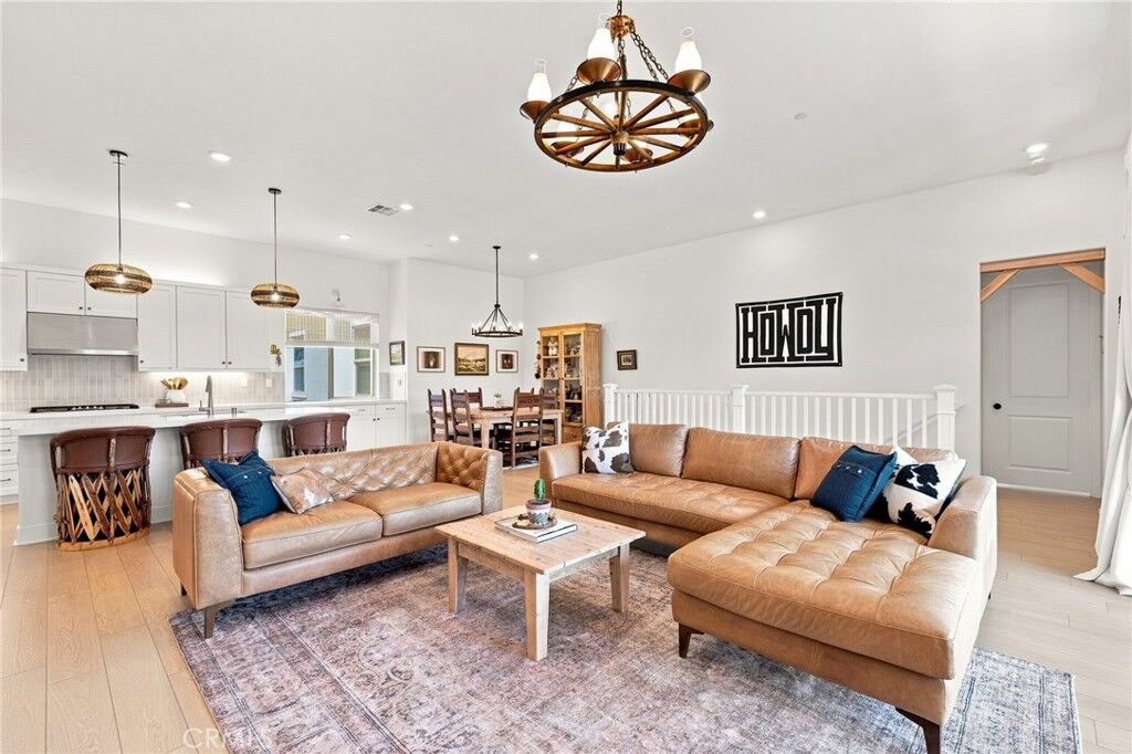 Property Photo: 27628 Exploration CA 91381