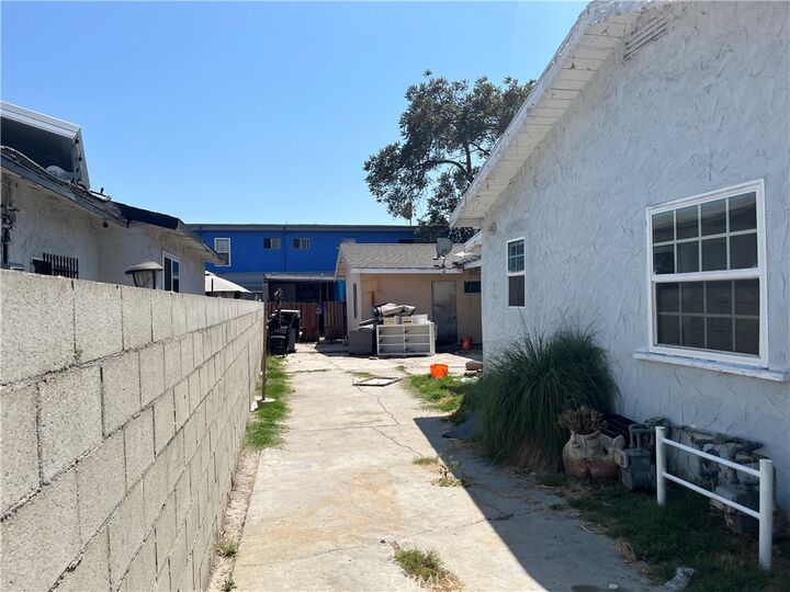 Property Photo:  3488 W 67th  CA 90043 