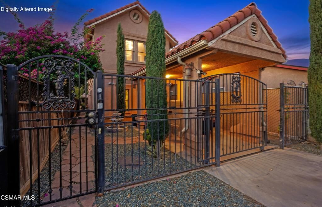 Property Photo: 458 W Spruce Avenue CA 93650
