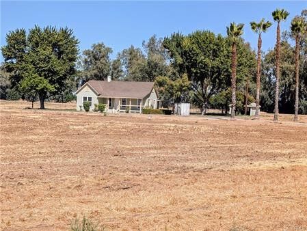 Property Photo: 3335 Cunningham Rd S CA 95333