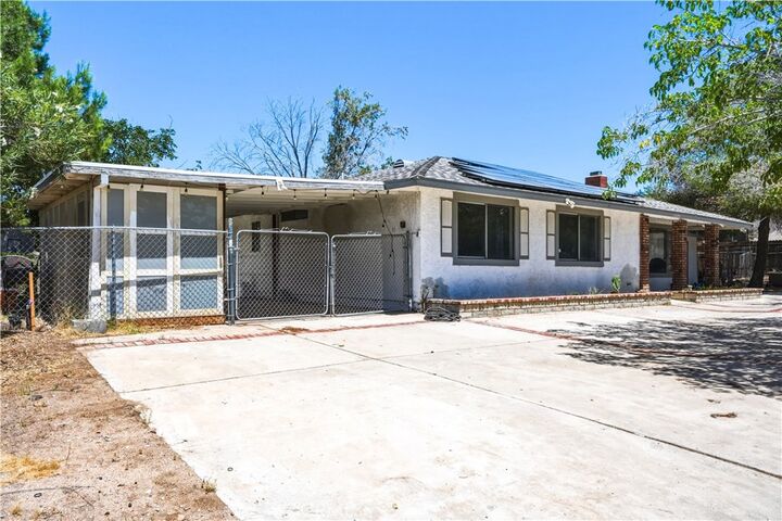 Property Photo:  17307 Longmeadow Avenue  CA 93591 