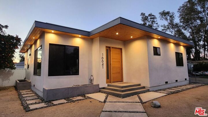 Property Photo: 16641 McCormick Street CA 91436
