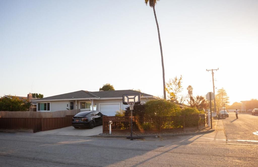 Property Photo:  1915 Halterman Avenue  CA 95062 