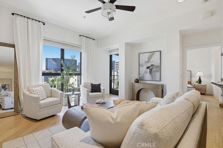 Property Photo:  402 Rockefeller 406  CA 92612 