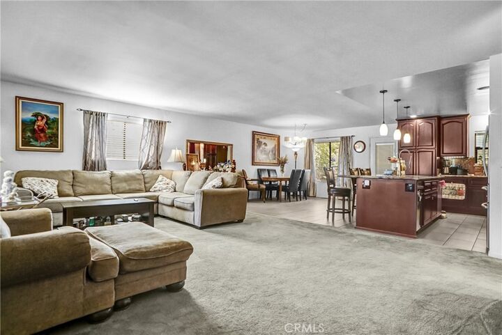 Property Photo: 3820 Encino Trail CA 93225