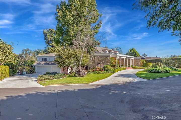 Property Photo:  4641 N Virginia Road  CA 90807 
