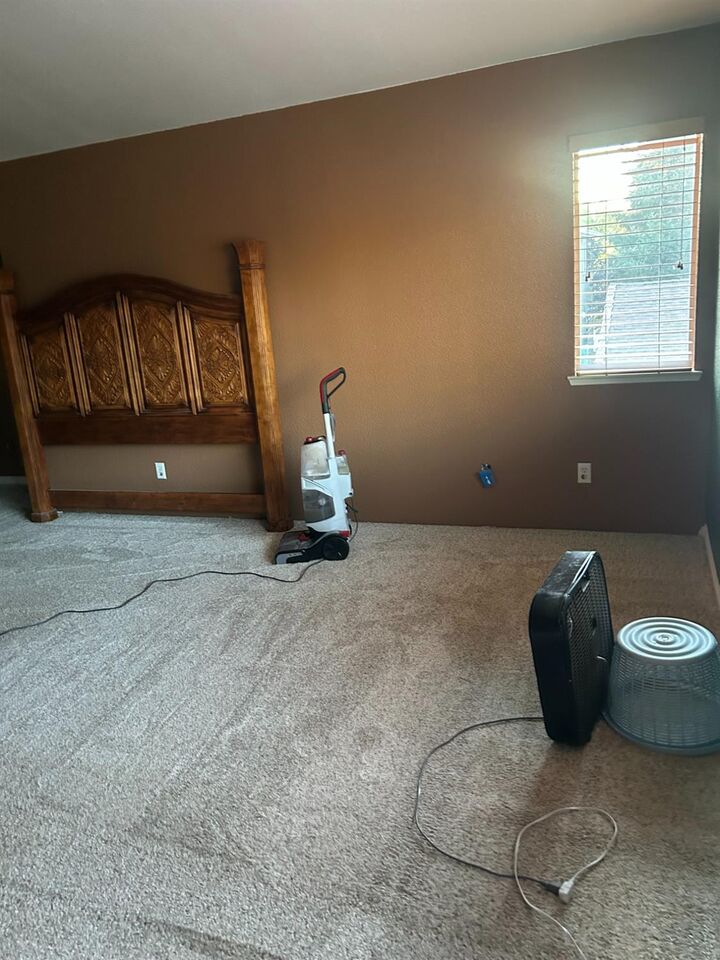 Property Photo: 1374 S Bayberry Ct CA 95648