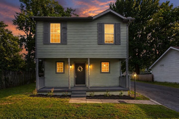 Property Photo: 208 Errol Ln TN 37209