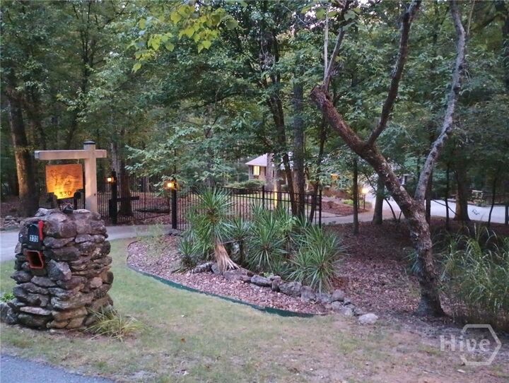 Property Photo:  330 Red Fox Run  GA 30605 