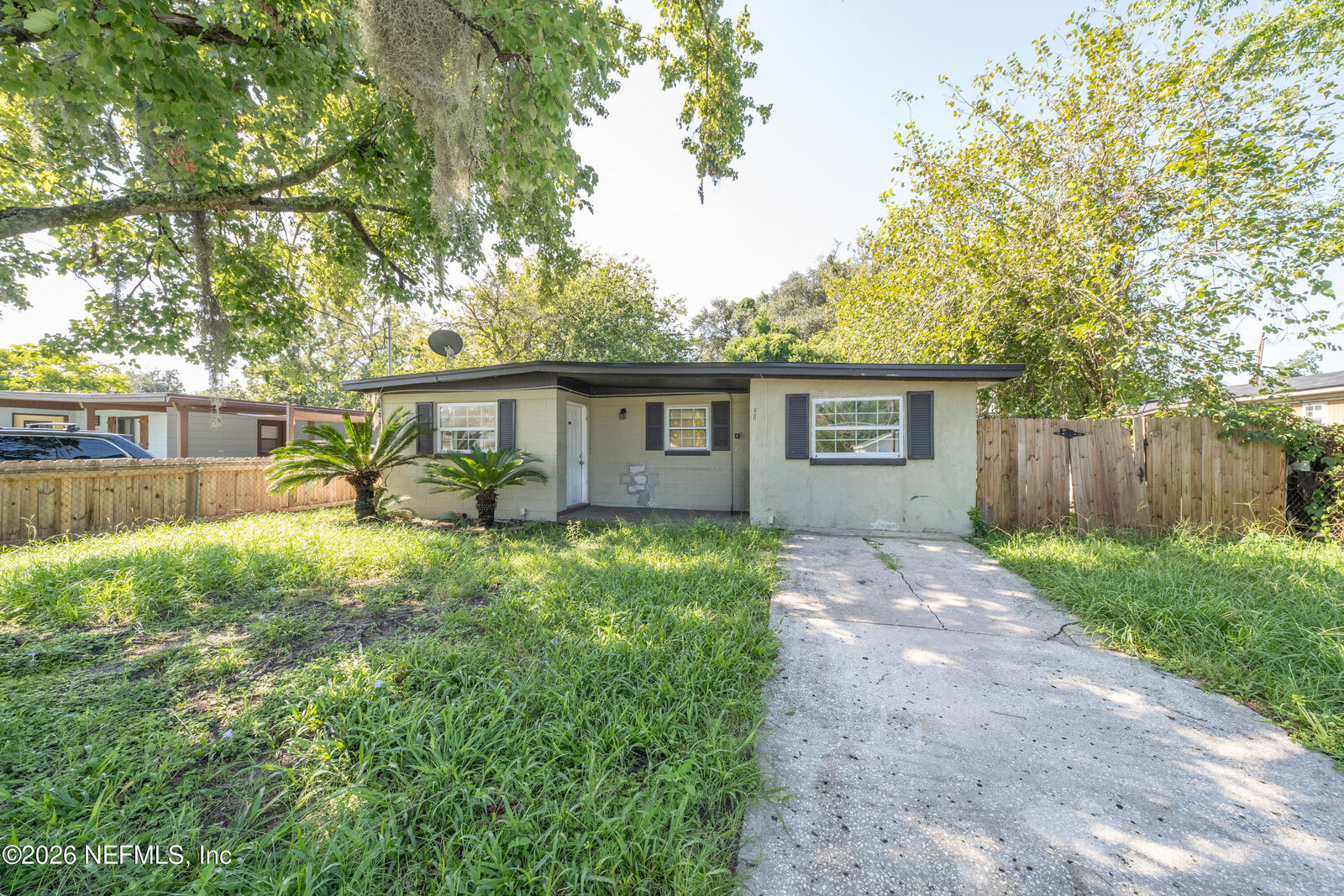 Property Photo: 8054 Paschal Street FL 32220
