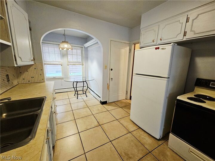 Property Photo: 18313 Newell Road 1 OH 44122