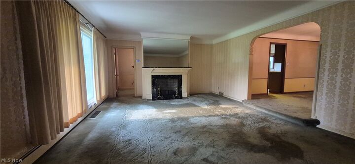 Property Photo: 6471 Olde York Road OH 44130