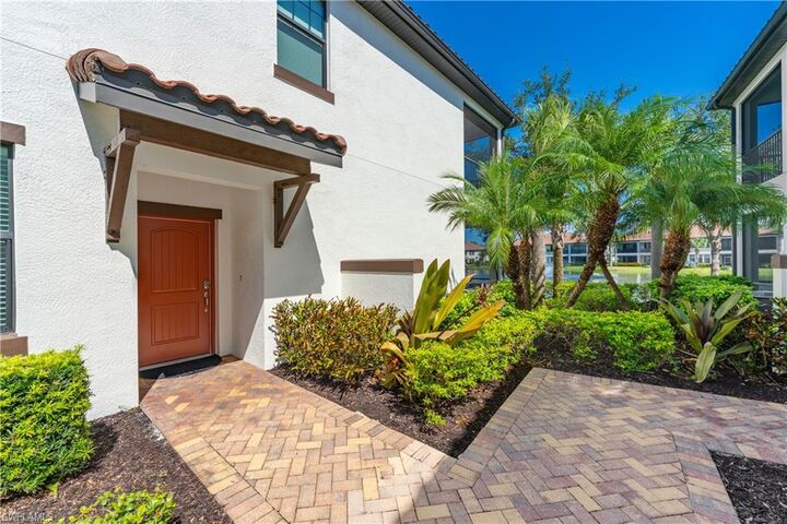 Property Photo:  15145 Palmer Lake Cir 103  FL 34109 
