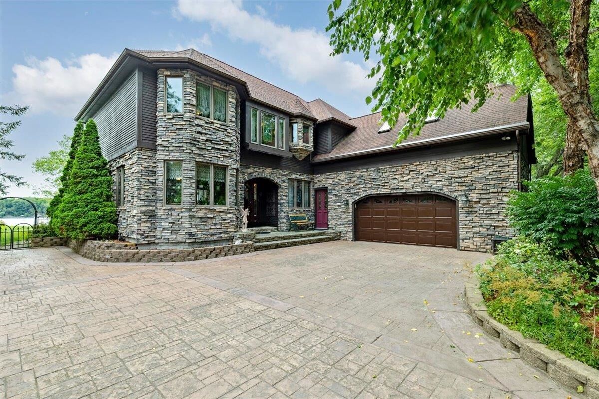 Property Photo:  1398 Blockhouse Point Road  VT 05474 