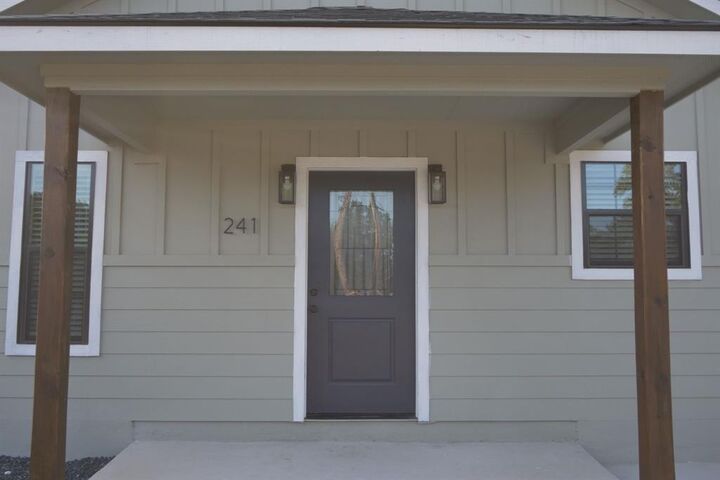Property Photo: 241 Brushy Creek Trail TX 78003