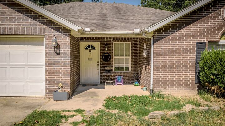 Property Photo: 10 Pylle Lane AR 72715