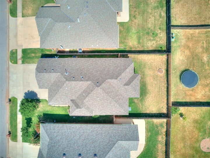 Property Photo: 18228 Bridlington Drive OK 73012
