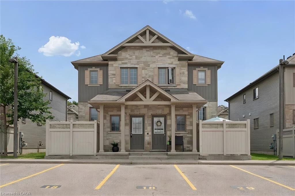 Property Photo: 931 Glasgow Street 3B ON N2N 0B6