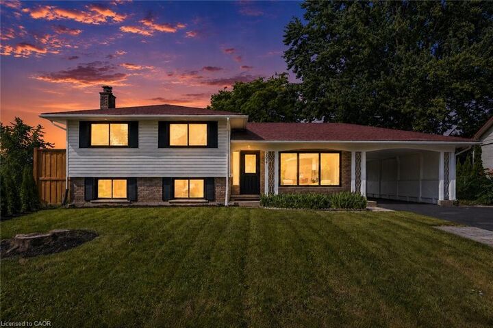 299 Dale Crescent — photo 1