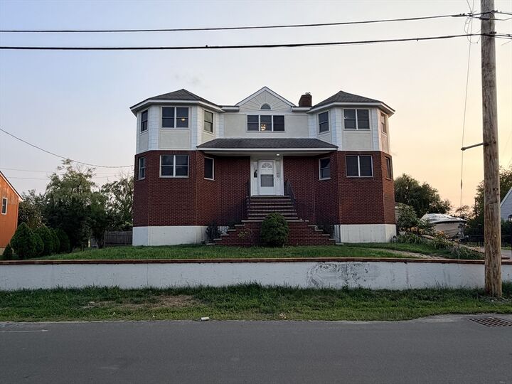 Property Photo:  29 Newport Rd  MA 02045 