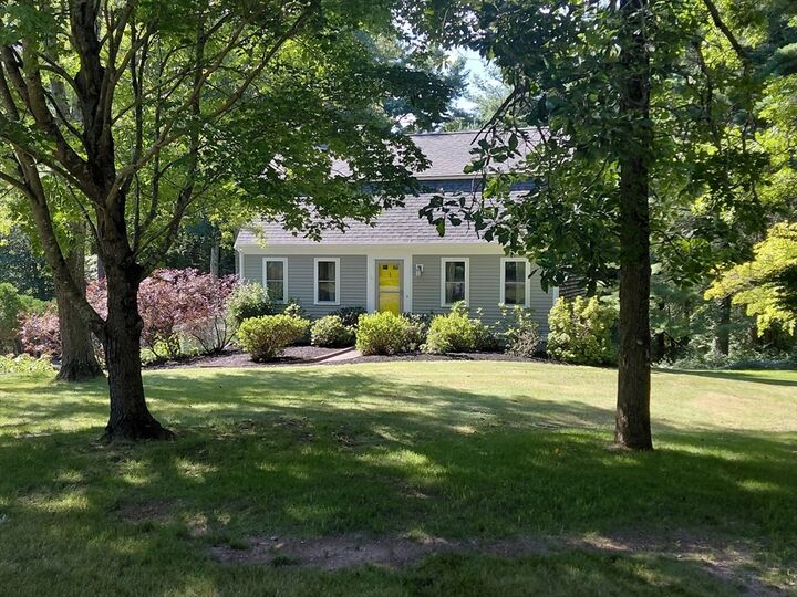 Property Photo:  3 Kelly Drive  MA 02346 