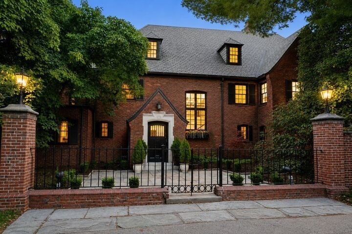 Property Photo:  372 Warren St  MA 02445 