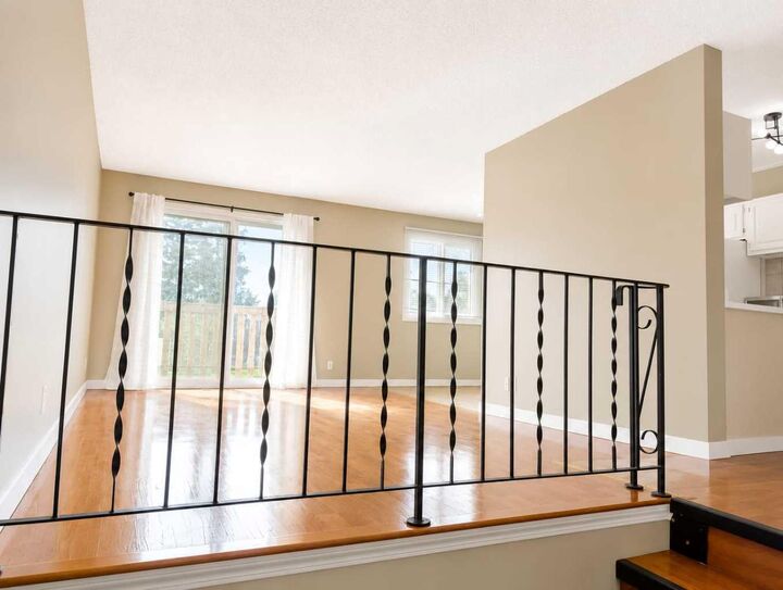 Property Photo:  5 Acadia Road W 35  AB T1K 4C1 