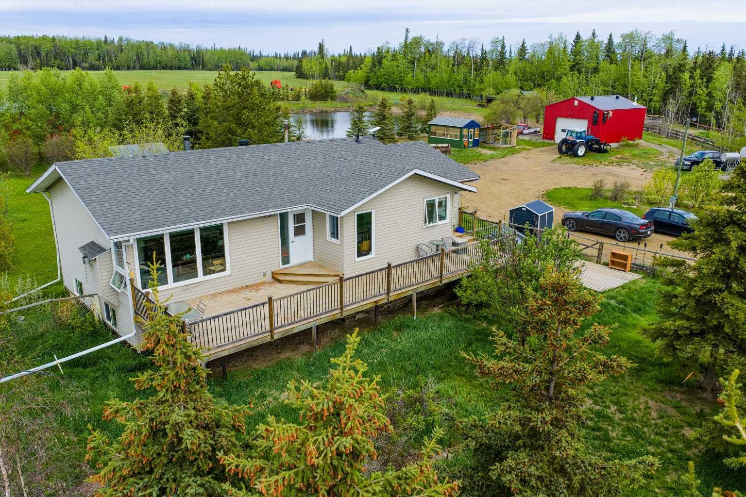Property Photo: 80102 Hwy 725 AB T0H 0H0