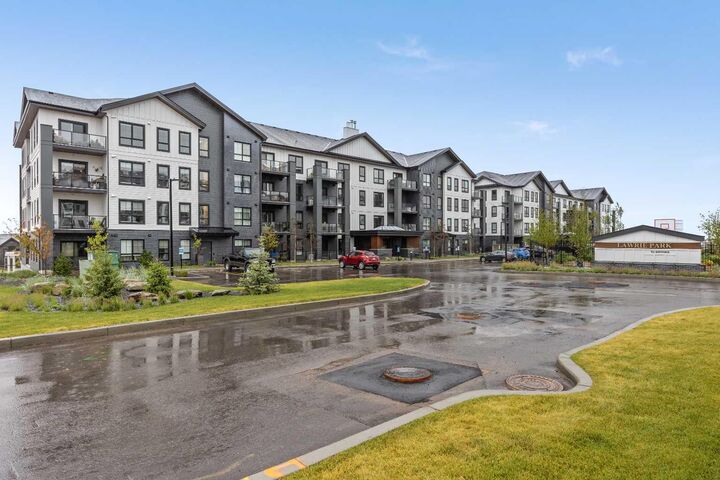 Property Photo: 100 Banister Drive 3413 AB T1S 5Y4
