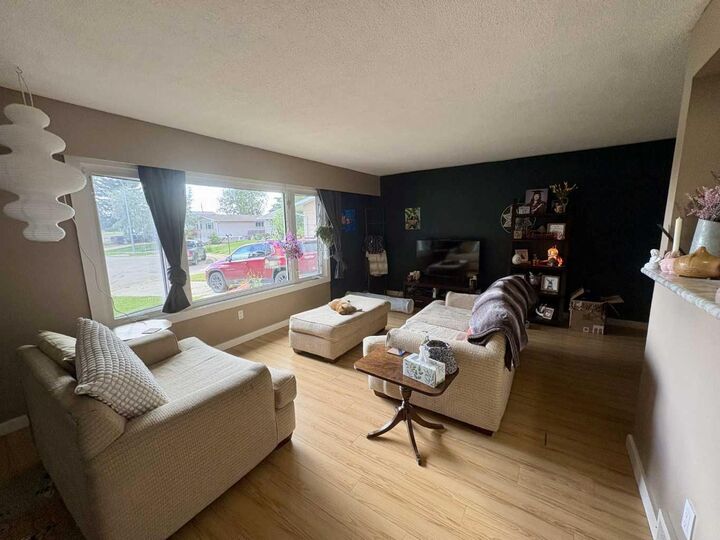 Property Photo:  3410 51A Avenue  AB T9V 1E8 