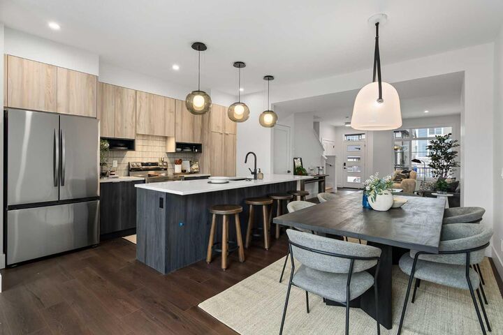 Property Photo: 7178 Rangeview Avenue SE AB T3S 0S5