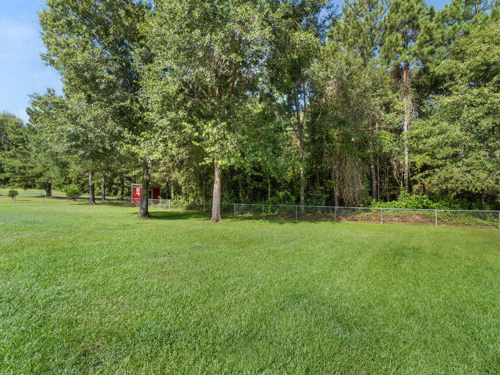 Property Photo:  195 R Allen  LA 71446 