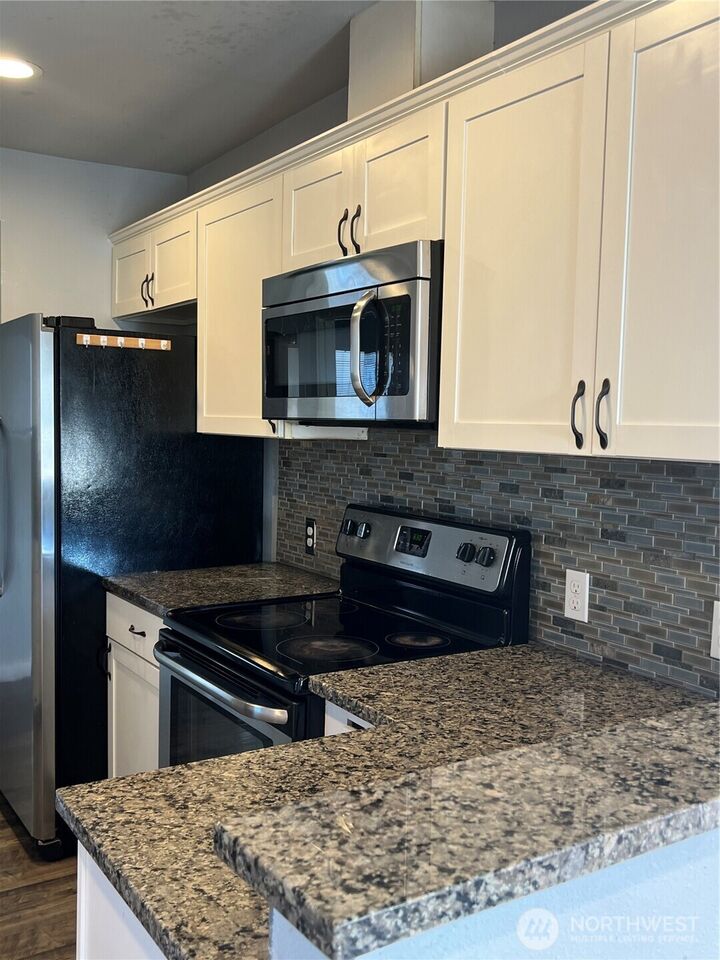 Property Photo:  414  Chambers Street NE  WA 98506 