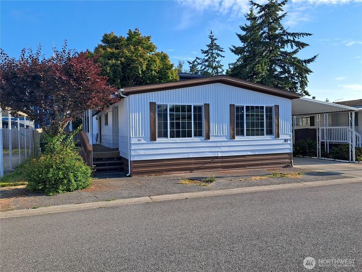 Property Photo:  225 NE Ernst 97  WA 98277 