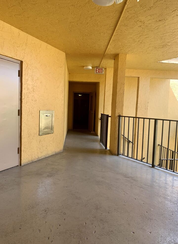 Property Photo:  4364 NW 9th Avenue 15-3B  FL 33064 