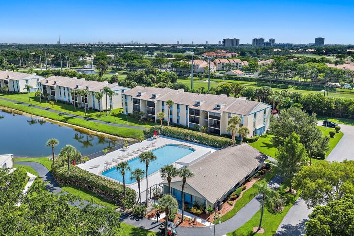 Property Photo:  1111 Green Pine Boulevard F1  FL 33409 