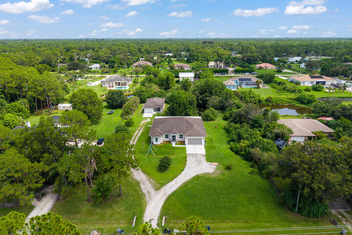 Property Photo:  12323 N 150th Court N  FL 33478 