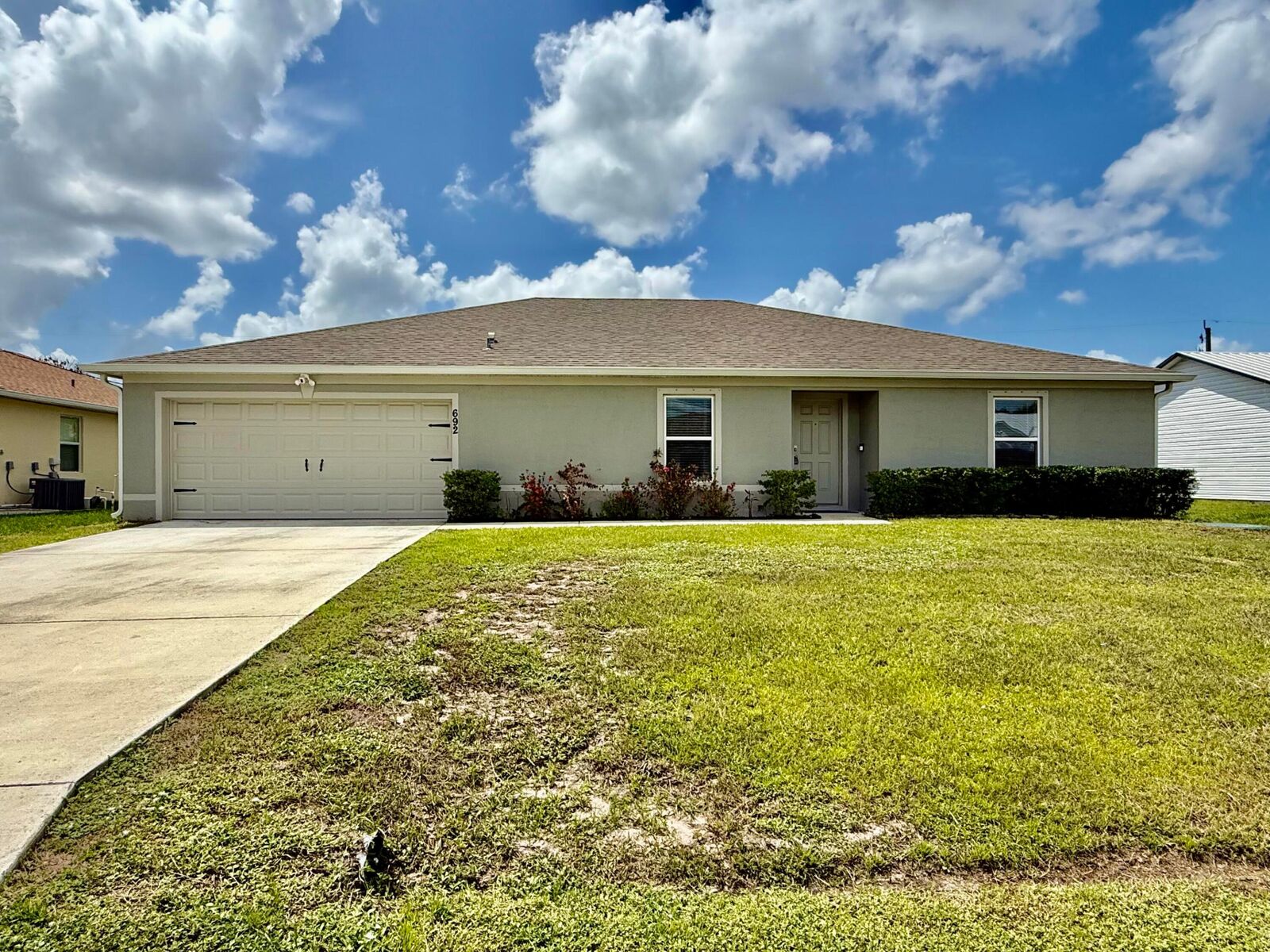 Property Photo:  692 SW Hamberland Avenue  FL 34953 