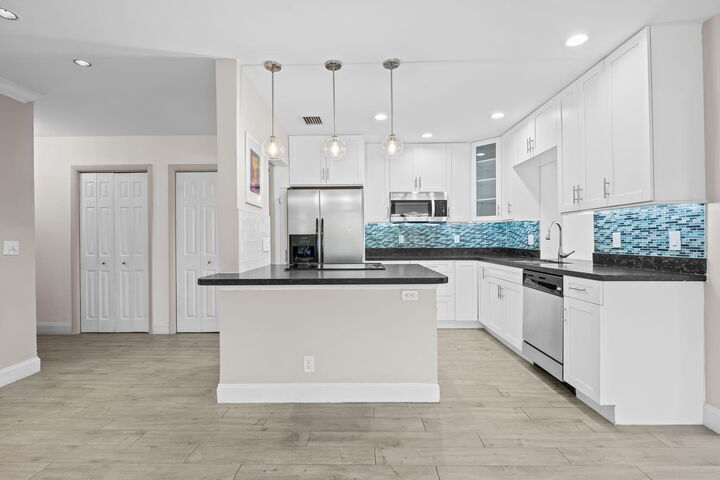 Property Photo: 2700 NE 56th Court 4B FL 33308