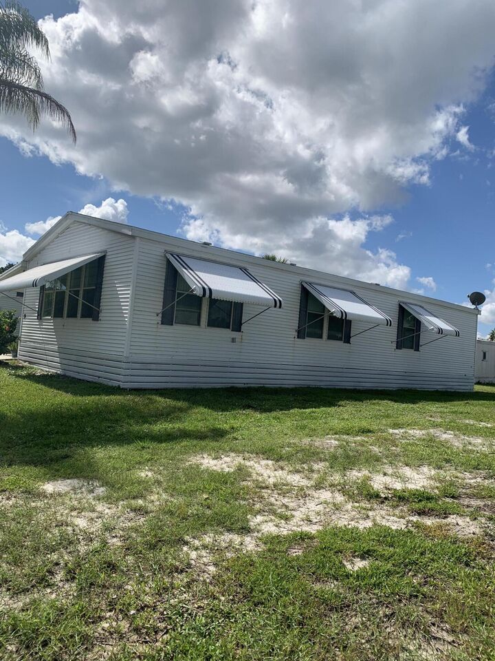 Property Photo:  9 Maya Way  FL 34952 